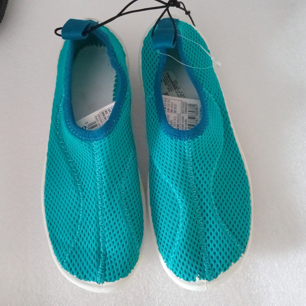 Decathlon Kids Aqua Shoes Teal Size 12.5C/13C. 19.5cm/20cm NWOT